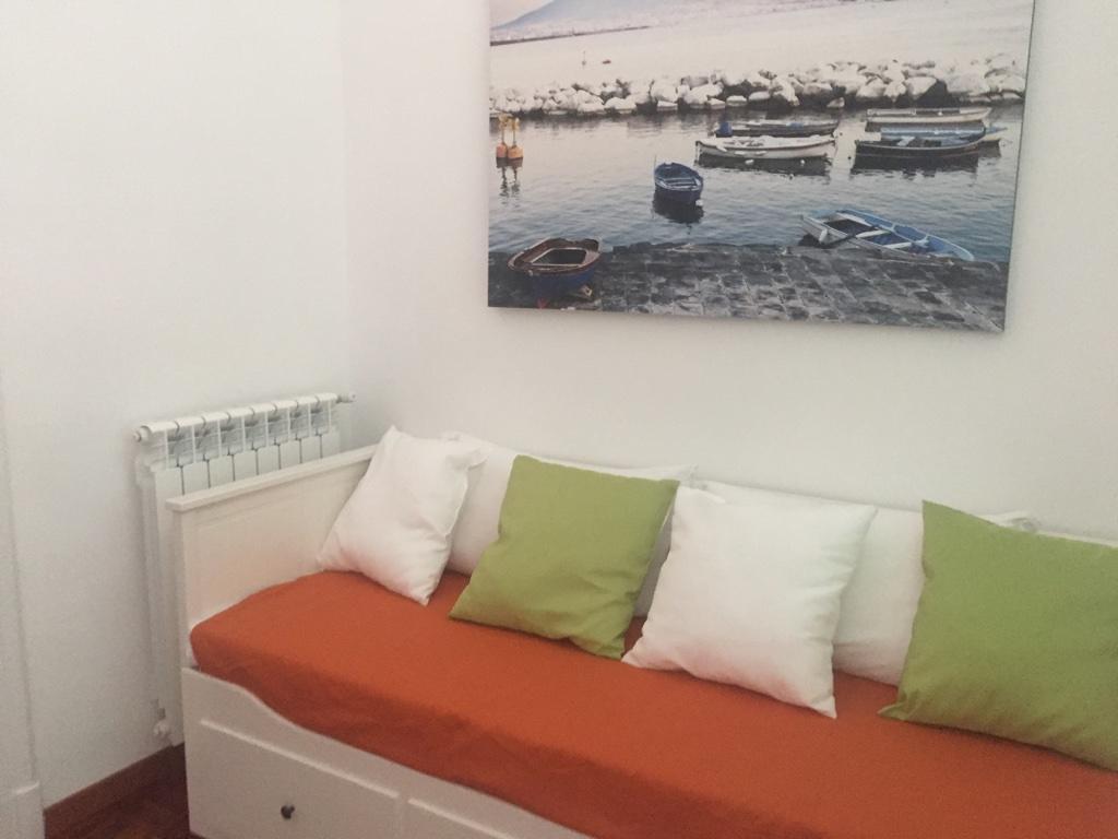 Casa Di Erminia Bed & Breakfast Napoli Dış mekan fotoğraf