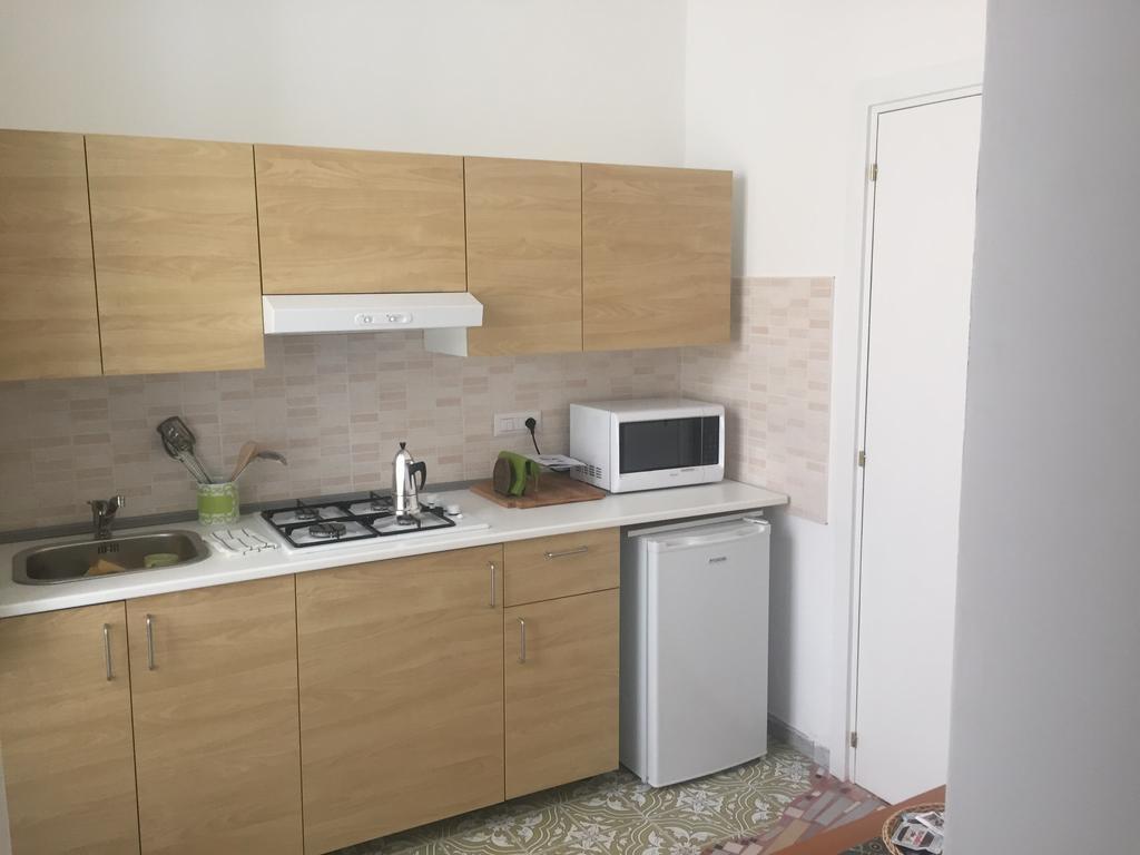 Casa Di Erminia Bed & Breakfast Napoli Dış mekan fotoğraf