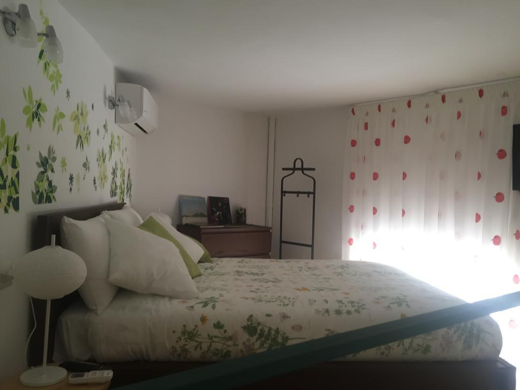 Casa Di Erminia Bed & Breakfast Napoli Dış mekan fotoğraf