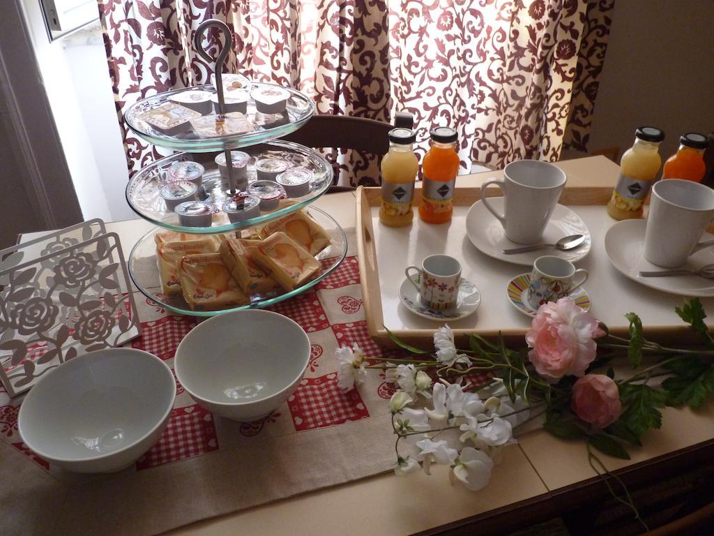 Casa Di Erminia Bed & Breakfast Napoli Dış mekan fotoğraf