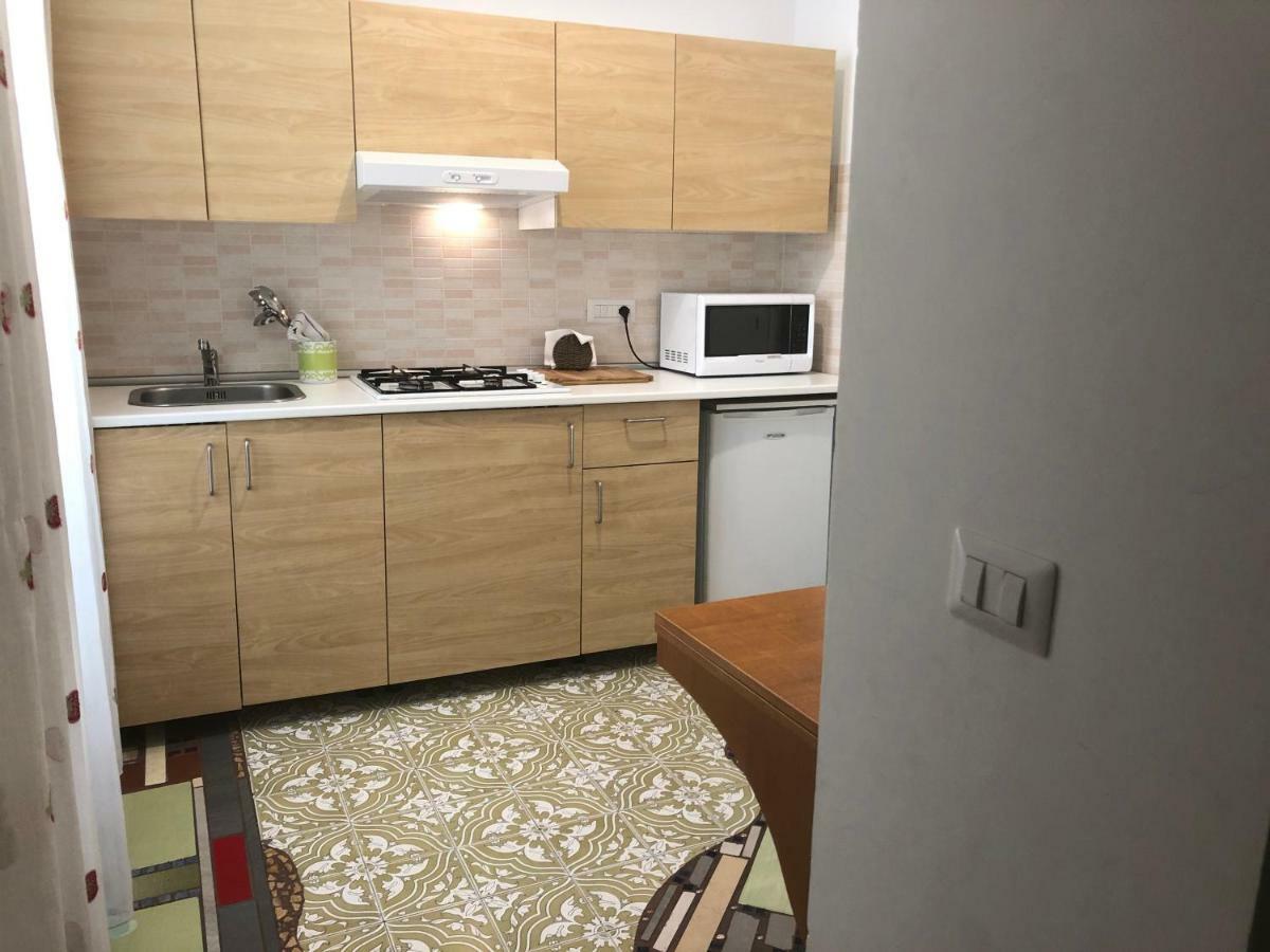 Casa Di Erminia Bed & Breakfast Napoli Dış mekan fotoğraf