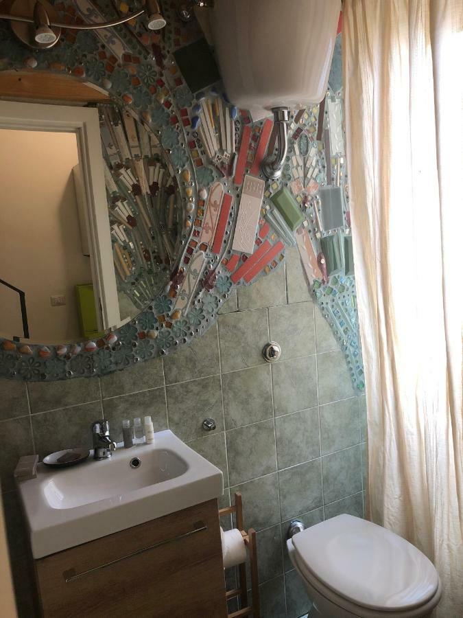 Casa Di Erminia Bed & Breakfast Napoli Dış mekan fotoğraf